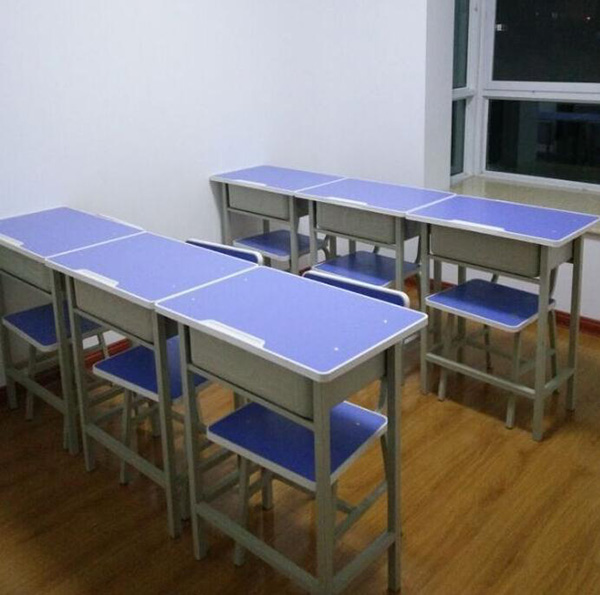 广西学生课桌椅哪个厂家质量比较好02