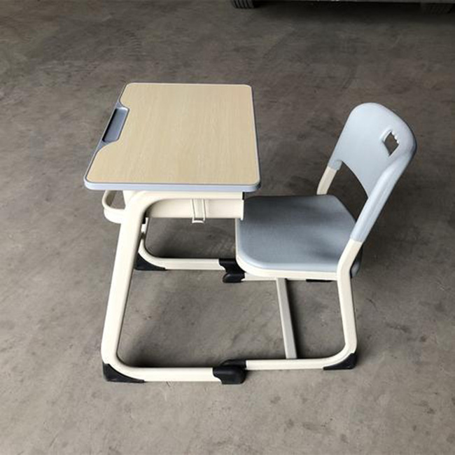 学生课桌椅02